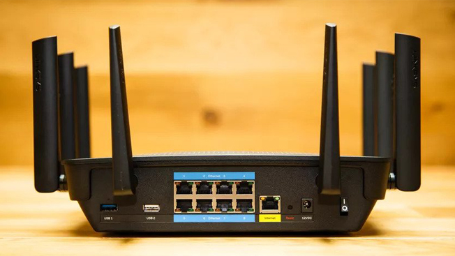 Linksys E9500 Wireless Router (Best Tri-band)
